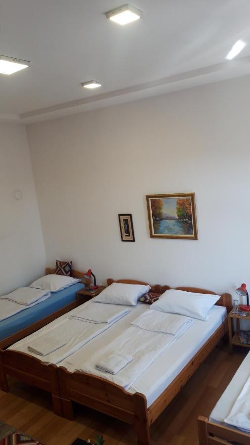 Apartment And Rooms"Tabasnice"Tuzla Centar Экстерьер фото